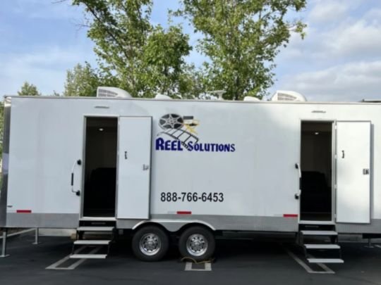 Best Luxury Restroom Trailer Rental Options for High-End Events in Chatsworth